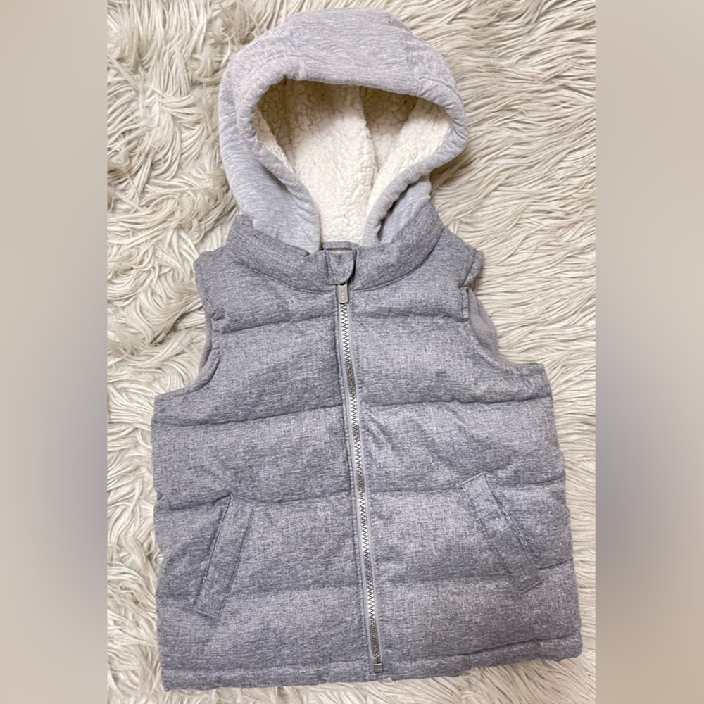 Old navy vest